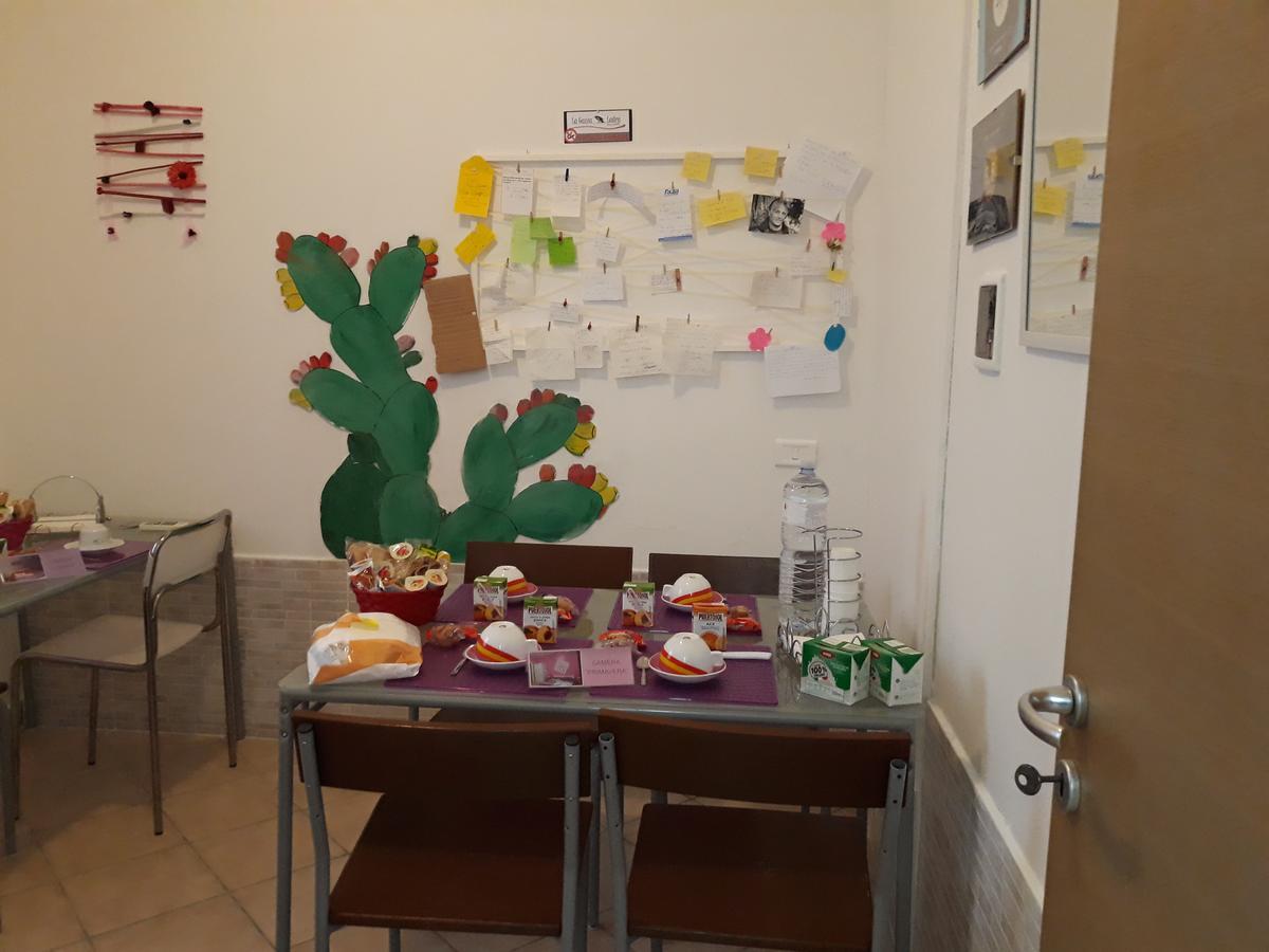 Carmiano  B&B La Gazza Ladra מראה חיצוני תמונה